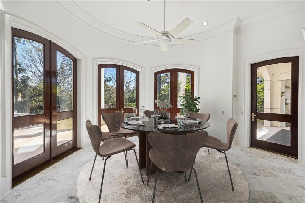 324 Buckingham Drive, Houston, Texas image 14