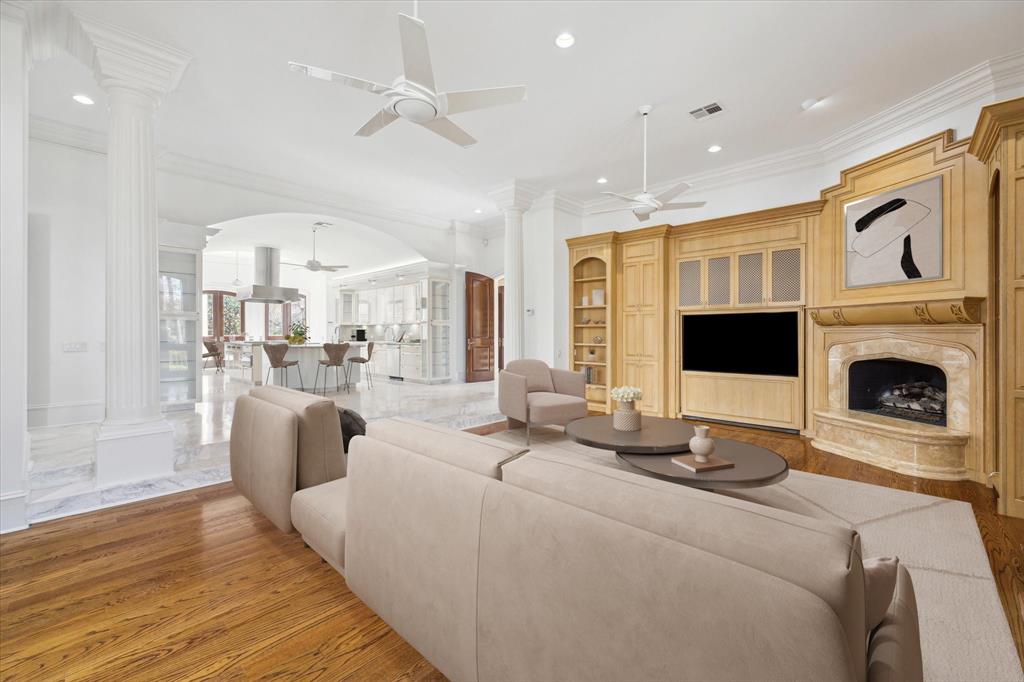 324 Buckingham Drive, Houston, Texas image 17