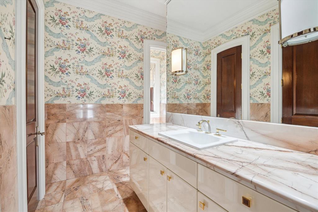 324 Buckingham Drive, Houston, Texas image 33