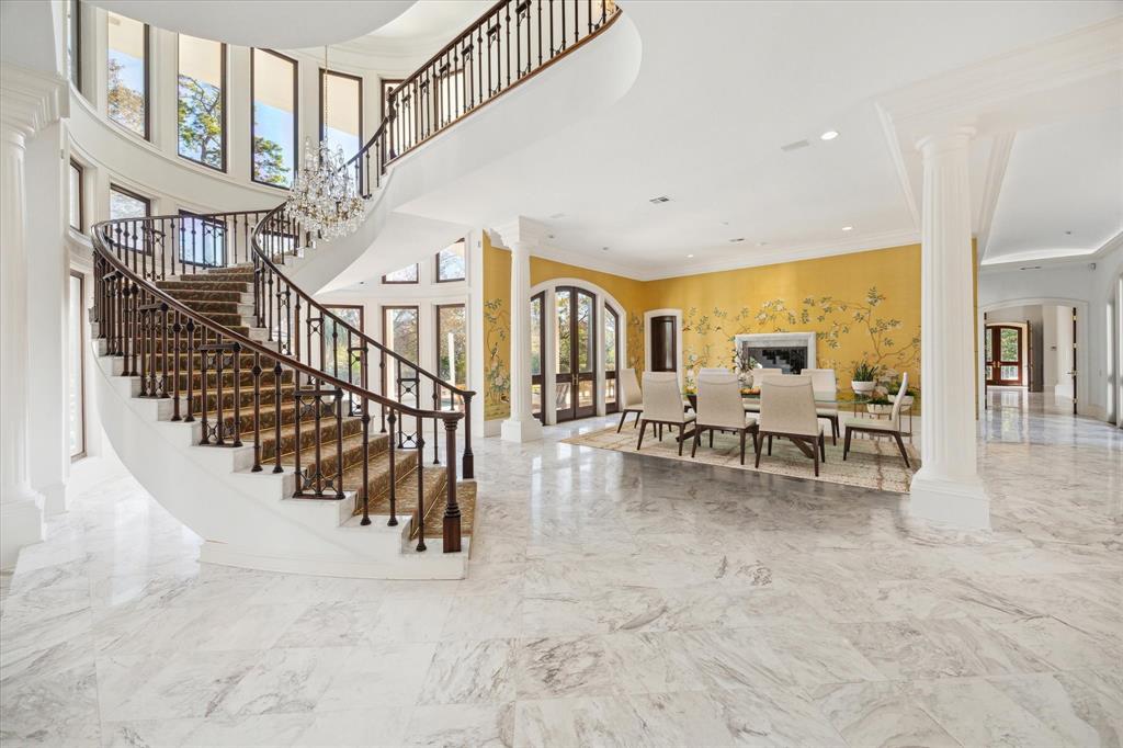 324 Buckingham Drive, Houston, Texas image 9