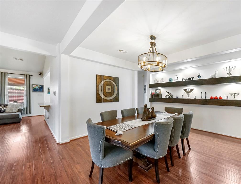 1311 Shadow Mountain Drive, Katy, Texas image 3