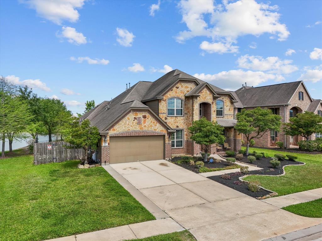 5323 Savannah Bend Drive
