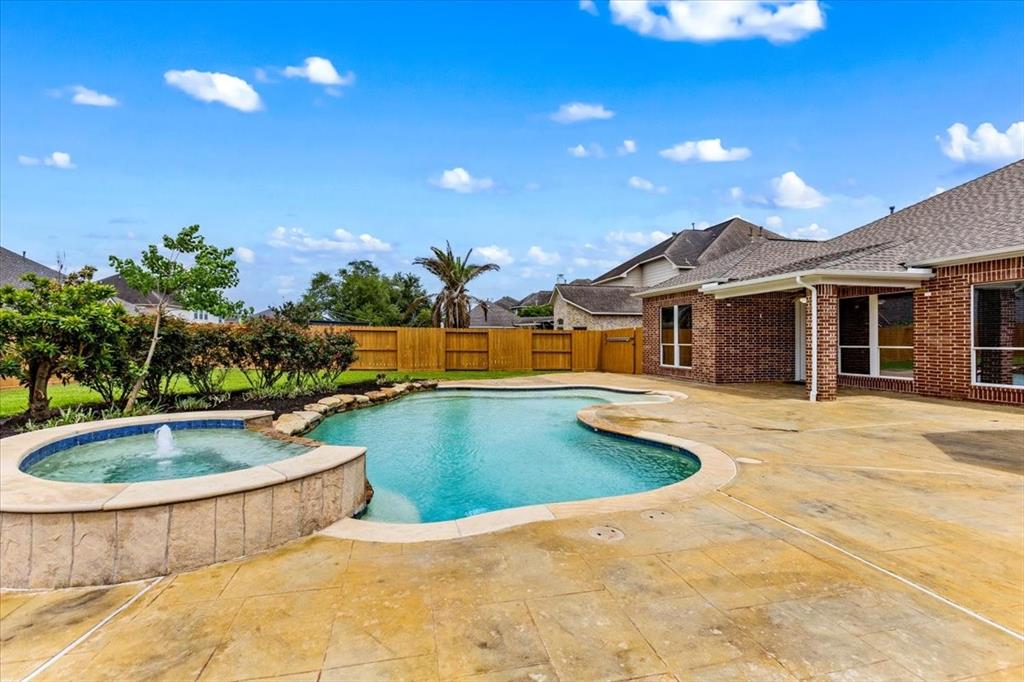 3237 Prince George Drive, Friendswood, Texas image 45