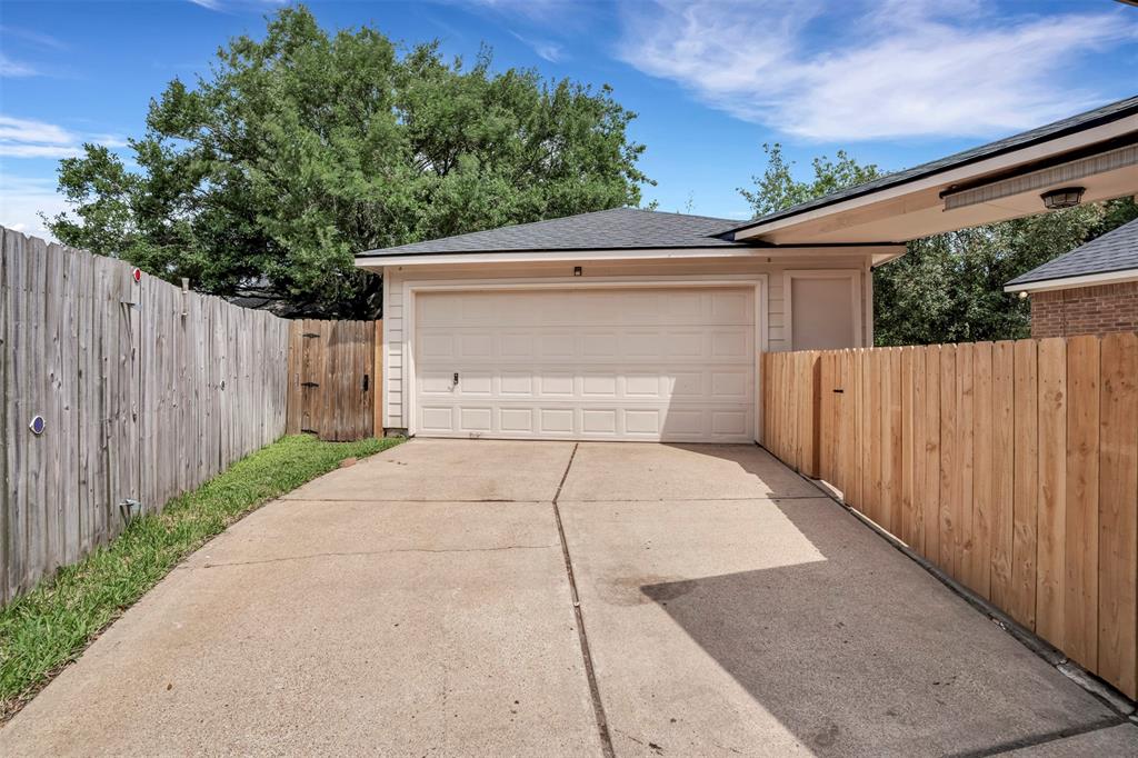 17422 Marigold Drive, Sugar Land, Texas image 37