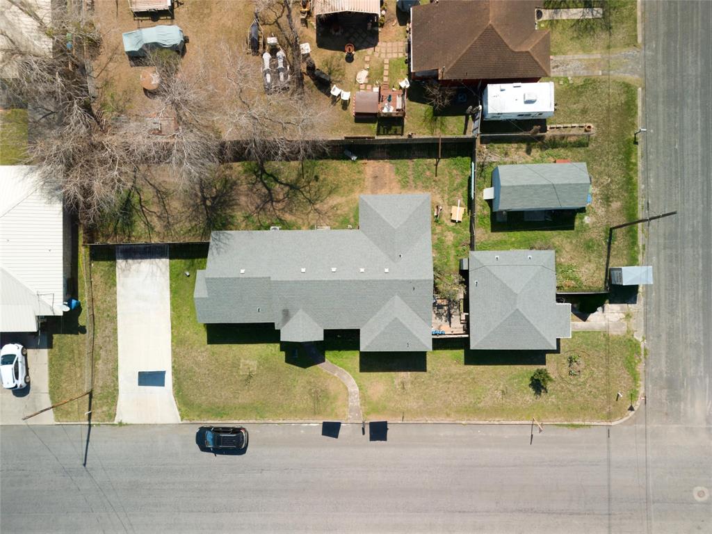304 E Inez Street, Beeville, Texas image 28