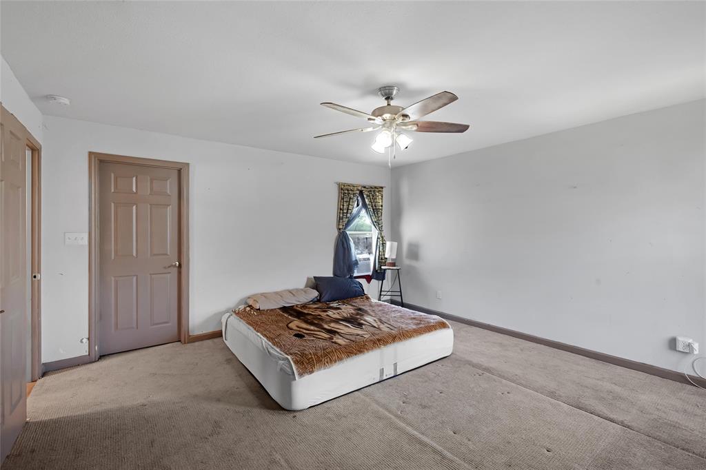 304 E Inez Street, Beeville, Texas image 17