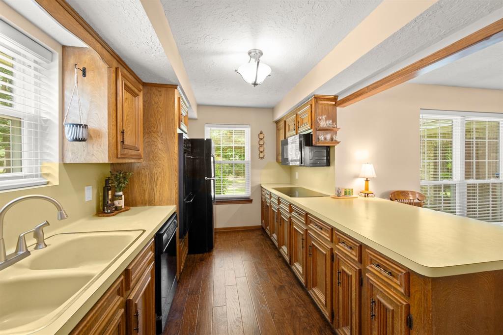 24711 Brautigam Road, Magnolia, Texas image 12