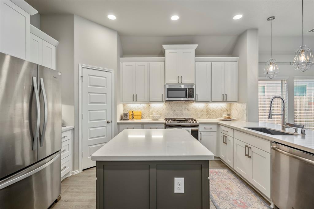 229 N Bearkat Court, Montgomery, Texas image 6