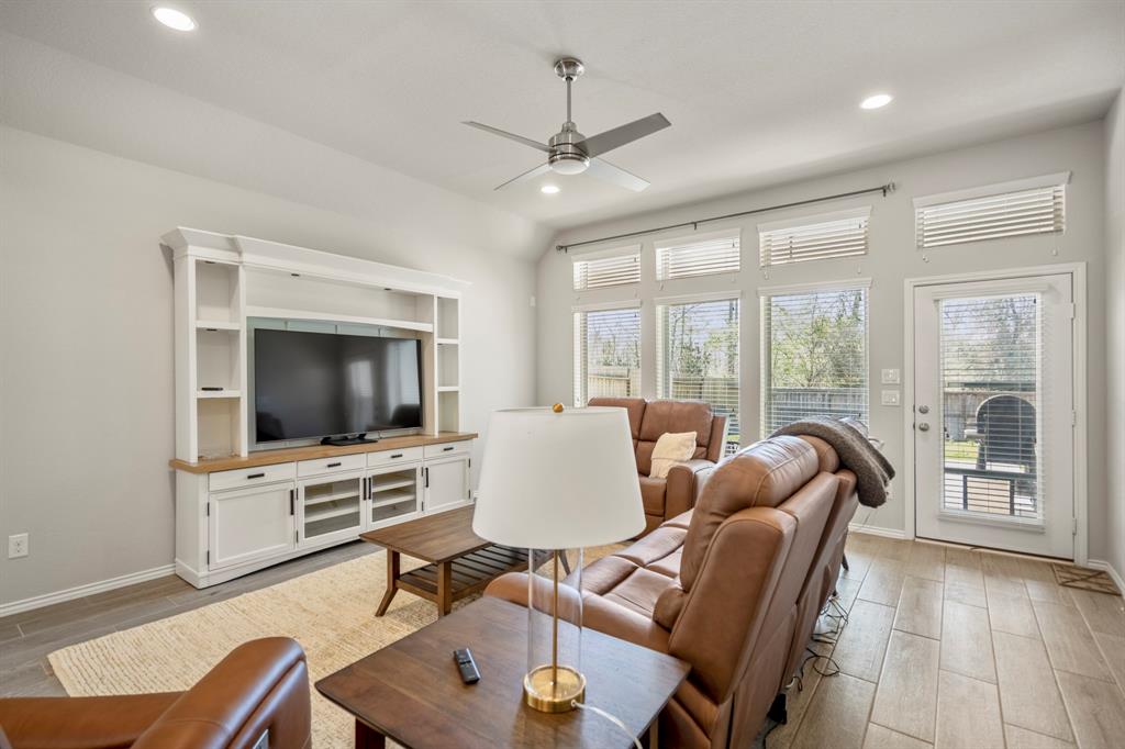 229 N Bearkat Court, Montgomery, Texas image 7