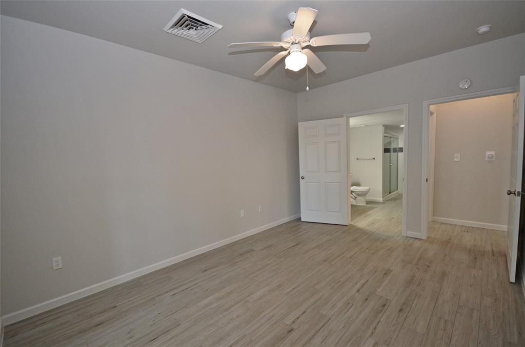Photo 11 of 31 of 2815 Kings Crossing Drive 115 condo
