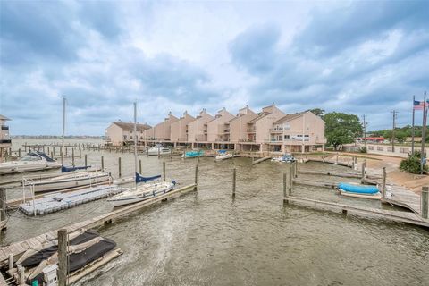 A home in Seabrook