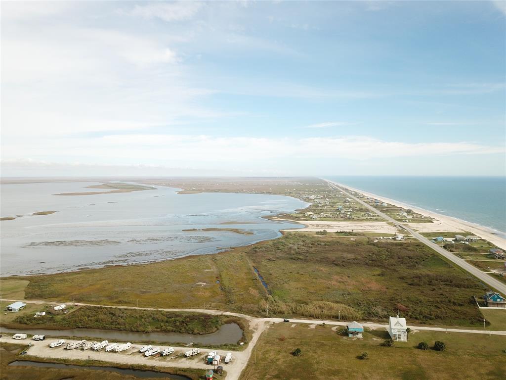 1743 Hwy 87, Gilchrist, Texas image 10