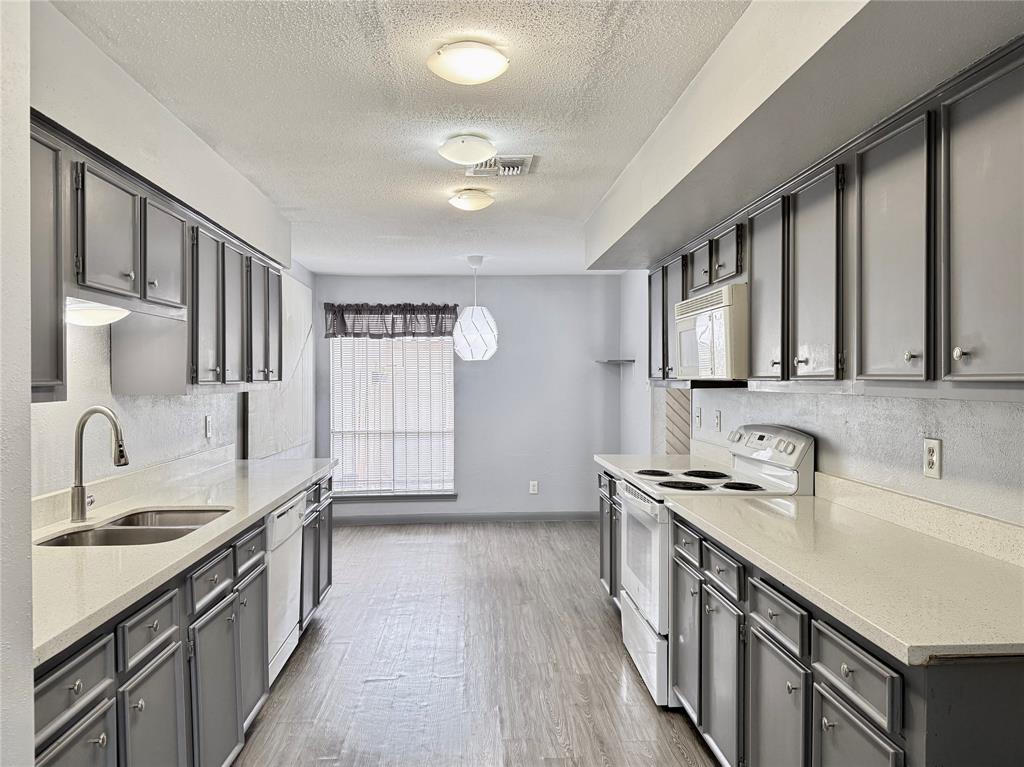 10721 Sandpiper Drive #162, Houston, Texas image 6
