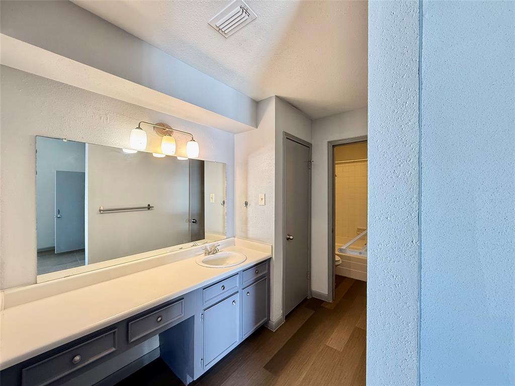 10721 Sandpiper Drive #162, Houston, Texas image 15