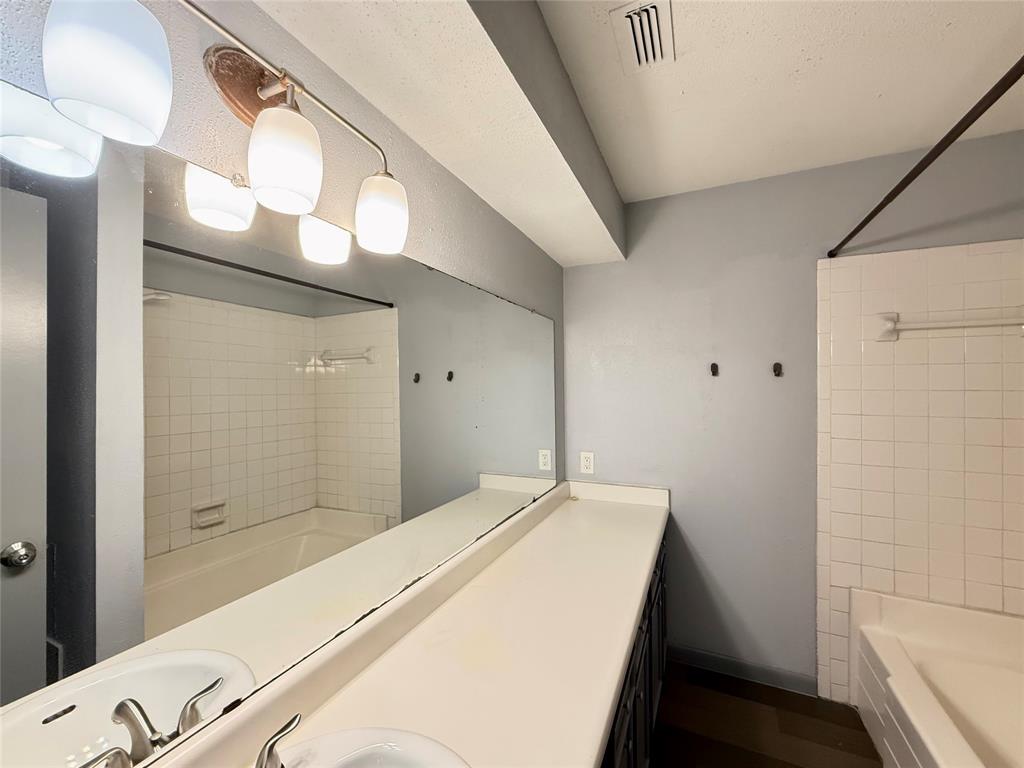 10721 Sandpiper Drive #162, Houston, Texas image 22