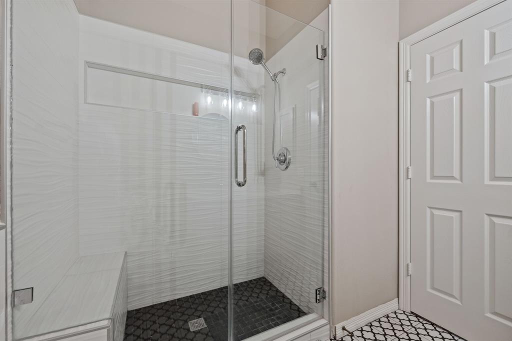 18902 Aquatic Drive, Houston, Texas image 33