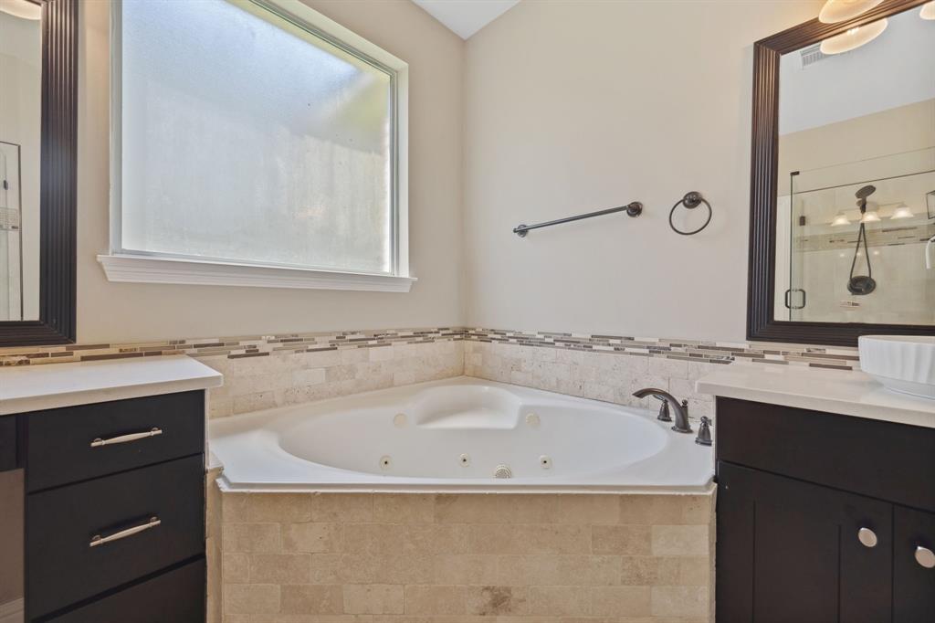 18902 Aquatic Drive, Houston, Texas image 22