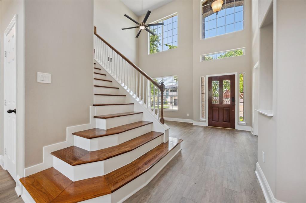 18902 Aquatic Drive, Houston, Texas image 6