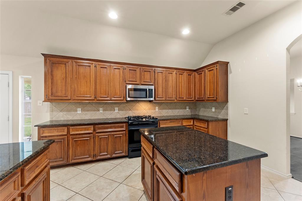27603 Molly Hills Court, Spring, Texas image 17