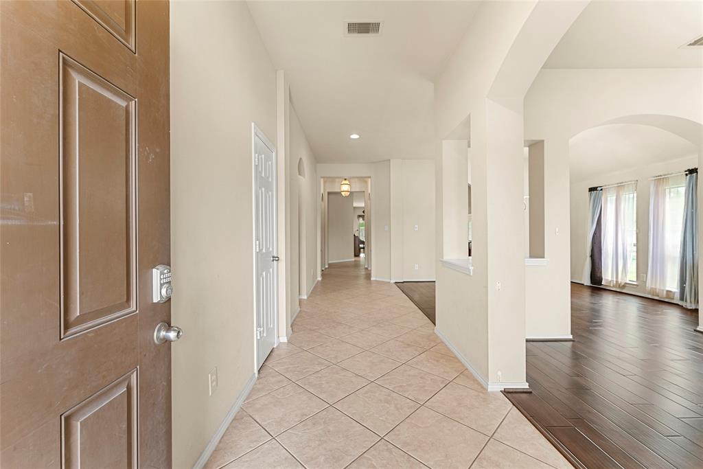 27603 Molly Hills Court, Spring, Texas image 6