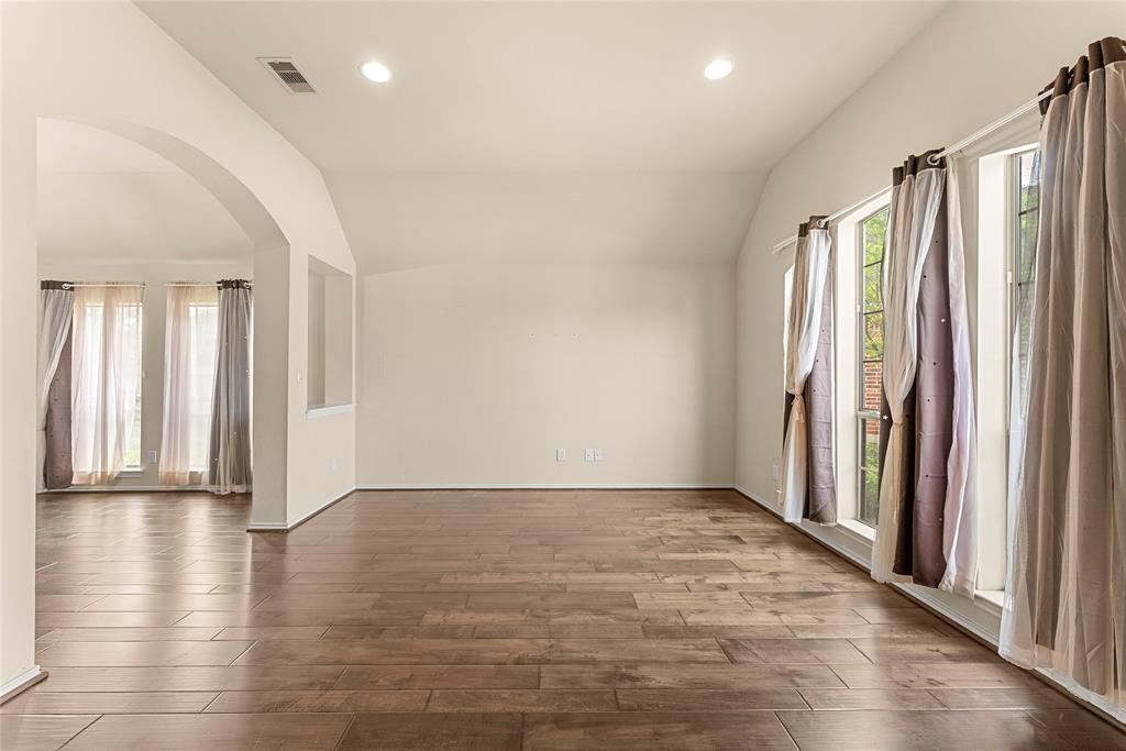 27603 Molly Hills Court, Spring, Texas image 9
