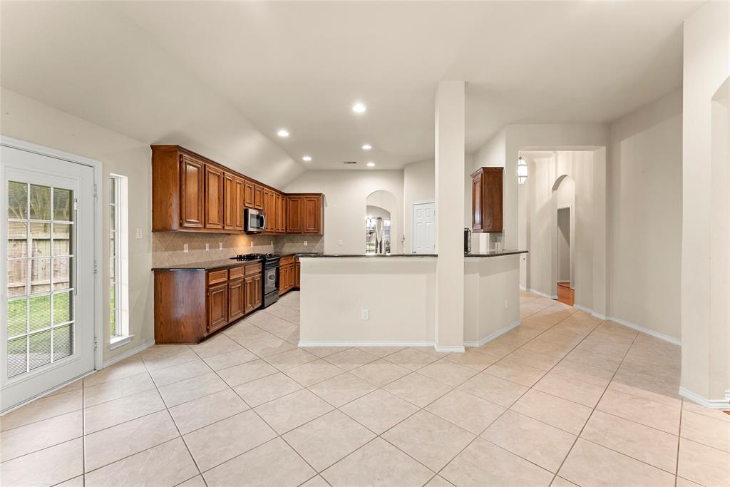27603 Molly Hills Court, Spring, Texas image 18