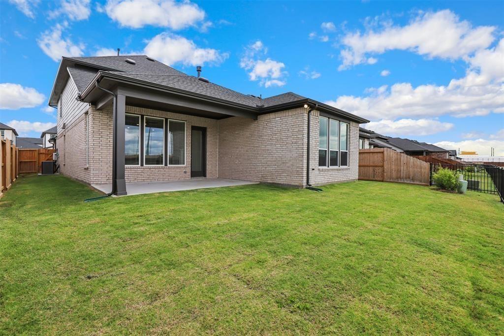 24239 Oakland Mist Lane