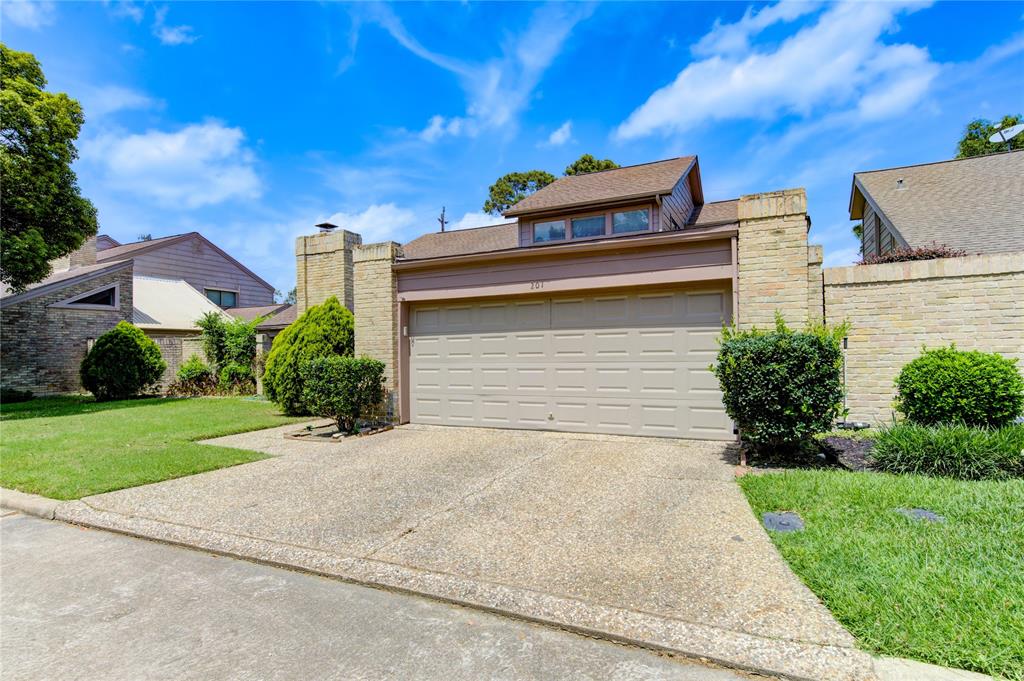 201 Old Bridge Lake, Houston, Texas image 14