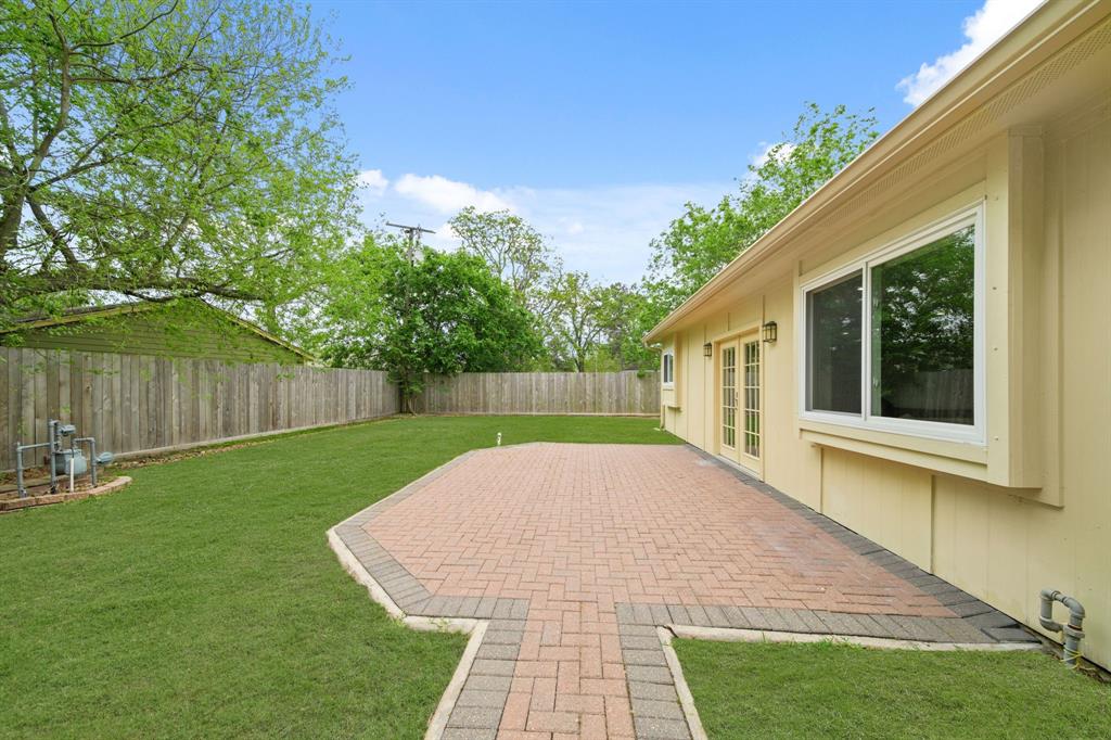 504 Moody Avenue, League City, Texas image 35