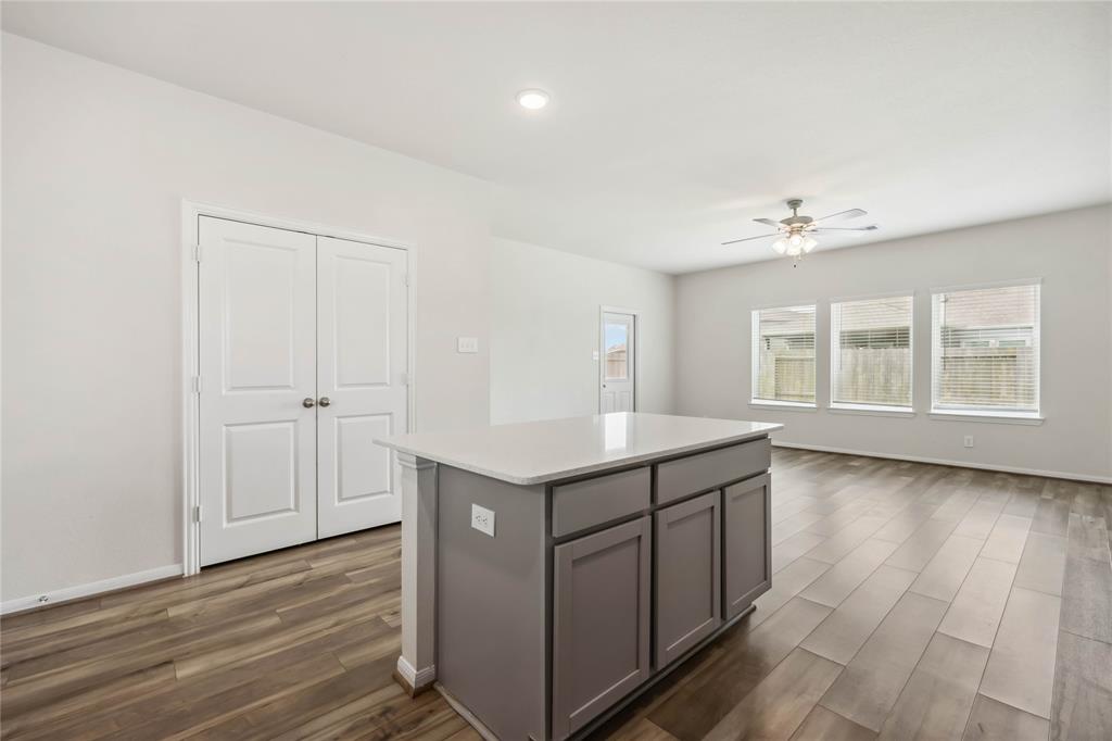 20983 New Proper Drive, New Caney, Texas image 18