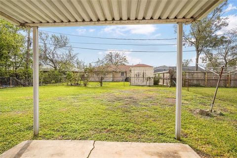 A home in Galena Park