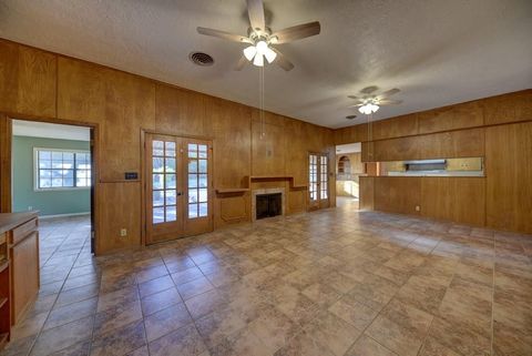 A home in Brenham