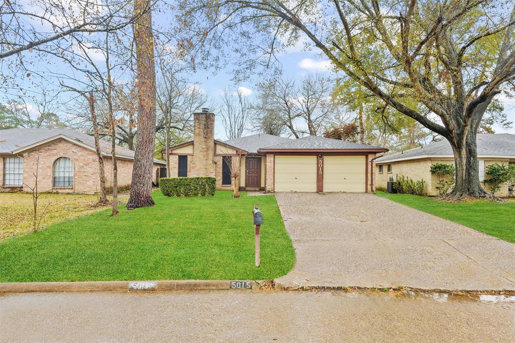 5015 Monteith Drive, Spring, Texas image 1