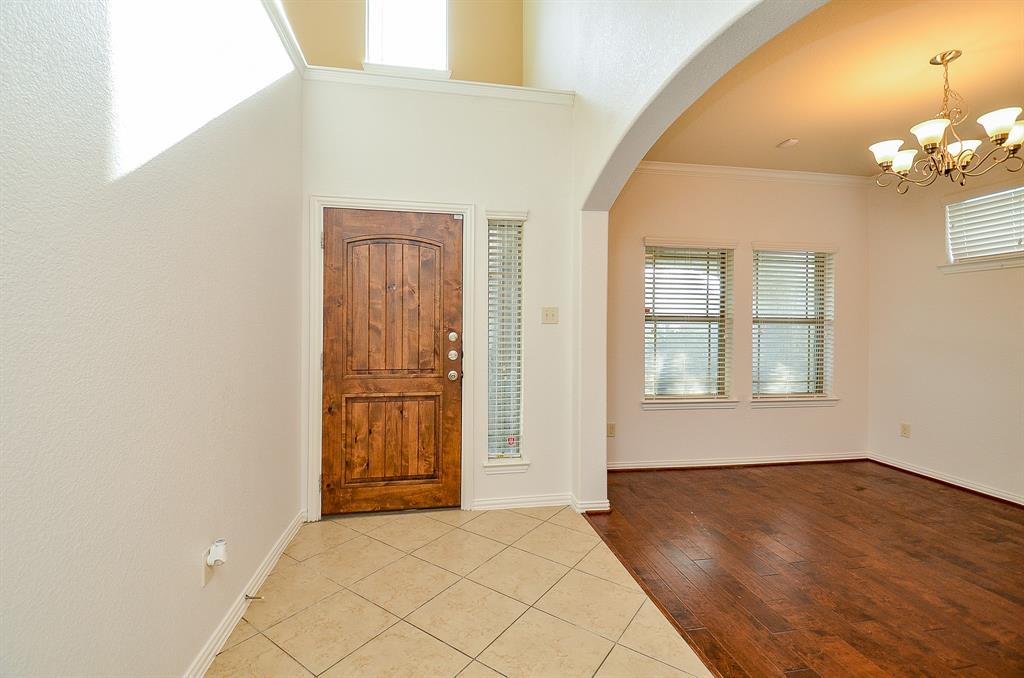 23922 Fairport Harbor Lane, Richmond, Texas image 5