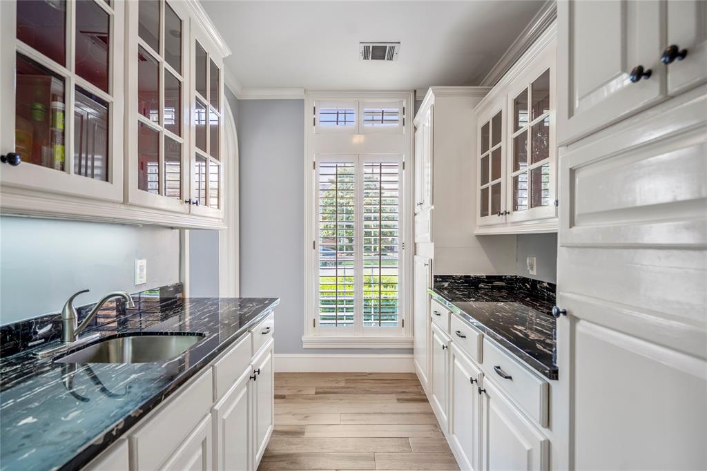 16122 Wimbledon Forest Drive, Spring, Texas image 12