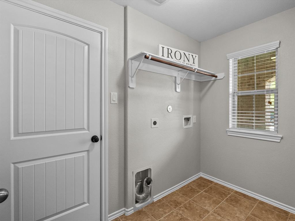 3053 Heather Grove Lane, Dickinson, Texas image 21