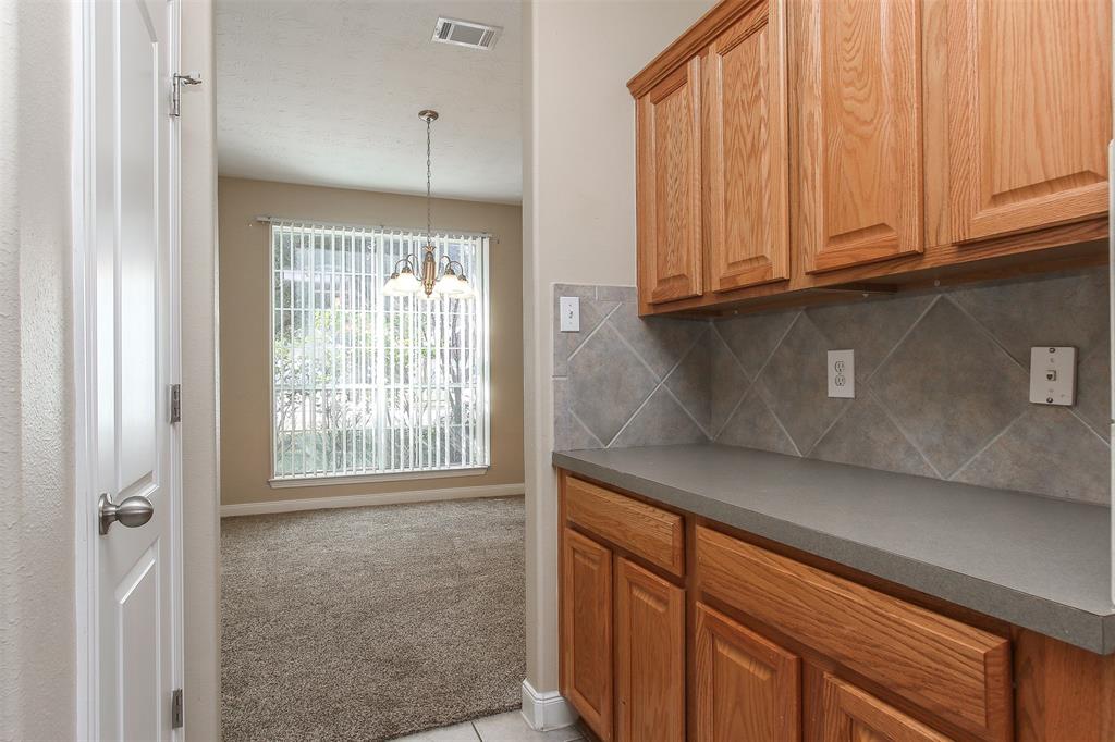 24006 Lestergate Drive, Spring, Texas image 8