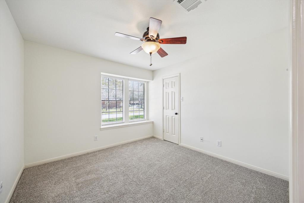 1217 Shadowlake Drive, Sealy, Texas image 14