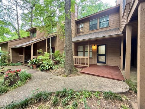 22 Sawmill Grove Lane The Woodlands TX 77380