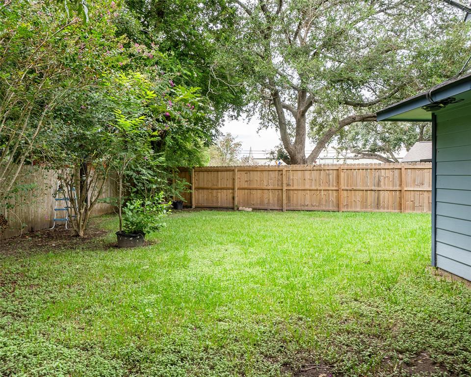 2204 Gontier Drive, Bay City, Texas image 26