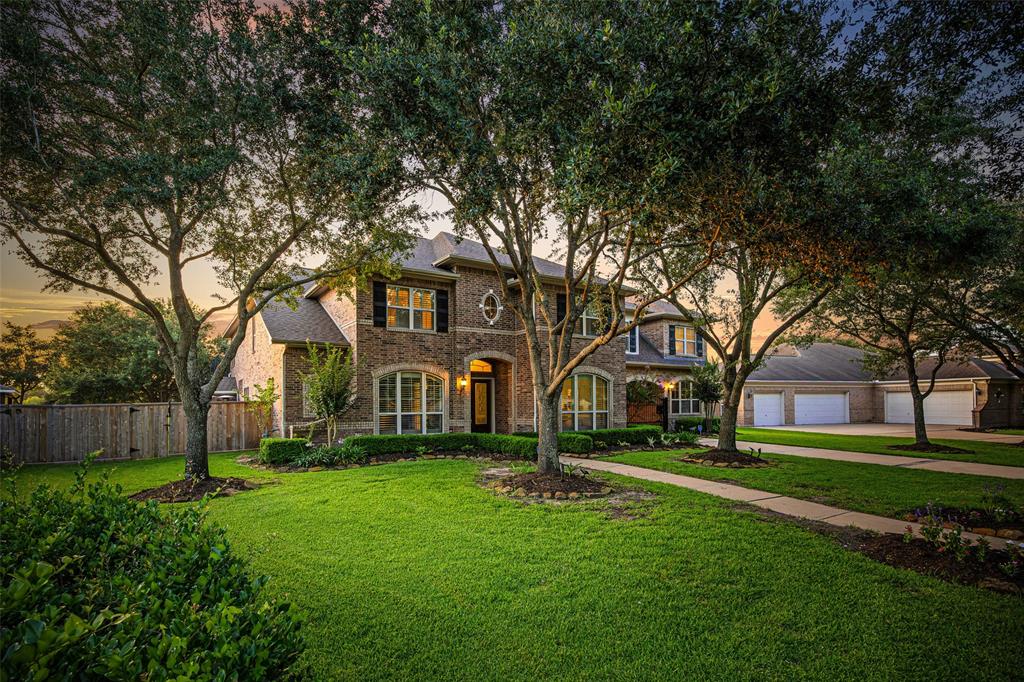 2018 Lake Fountain Drive