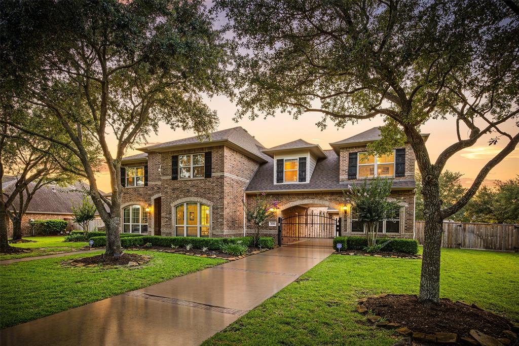 2018 Lake Fountain Drive