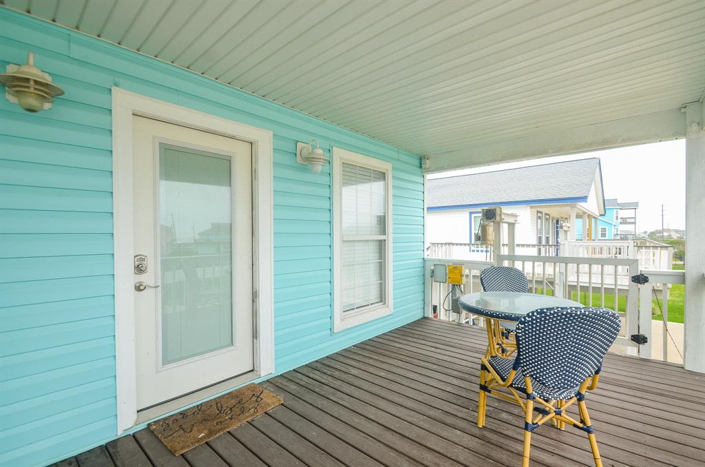 22810 Fresca Street, Galveston, Texas image 4