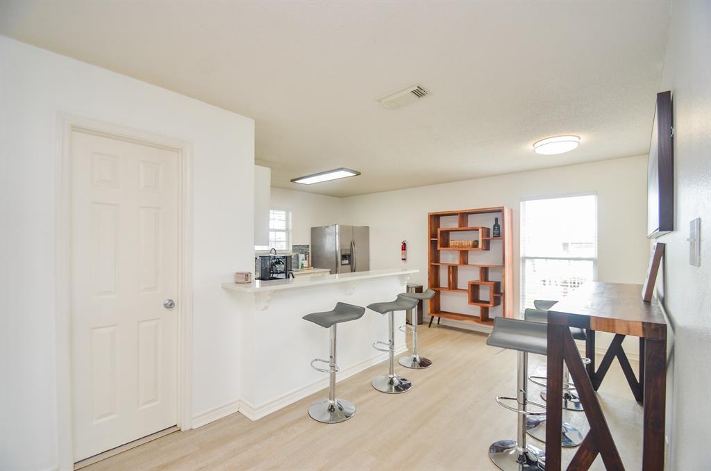 22810 Fresca Street, Galveston, Texas image 12