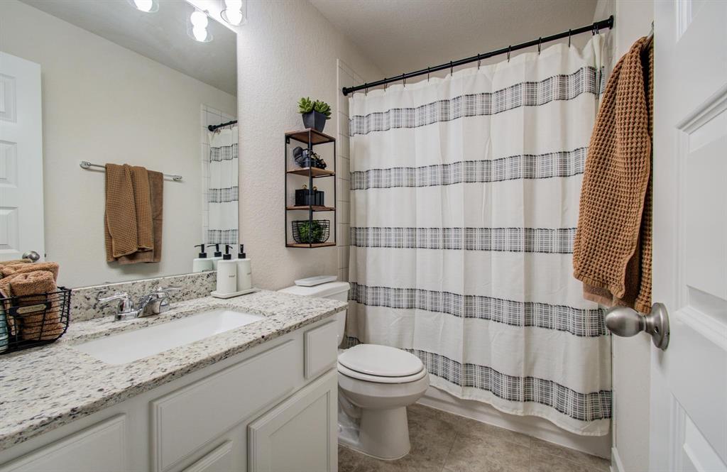 7111 Pondhawk Drive, Katy, Texas image 23