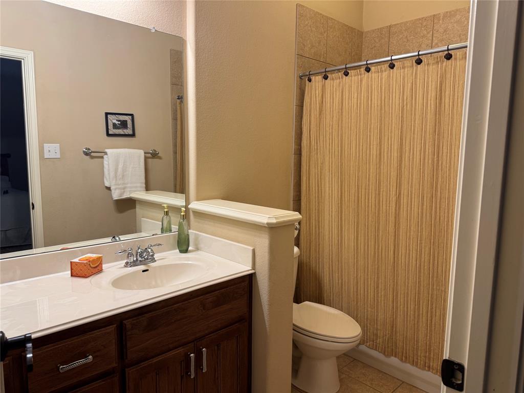 1130 Crownover Lane, Round Mountain, Texas image 30