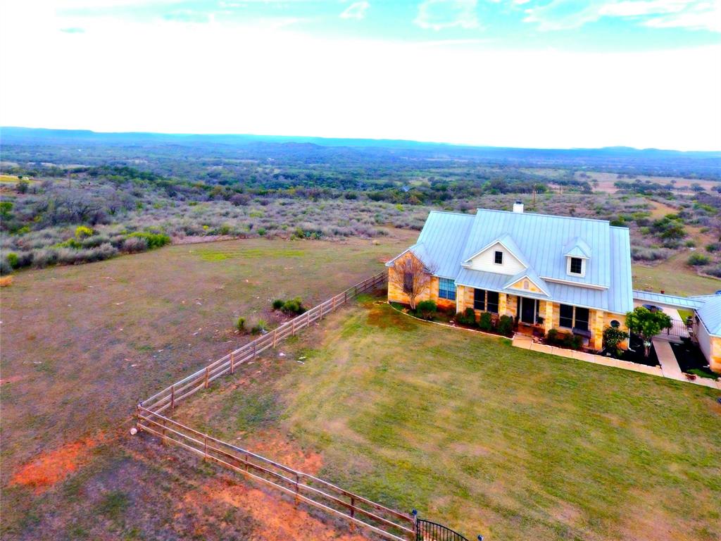1130 Crownover Lane, Round Mountain, Texas image 3