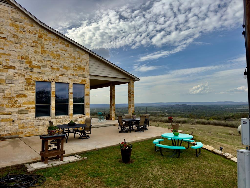 1130 Crownover Lane, Round Mountain, Texas image 38