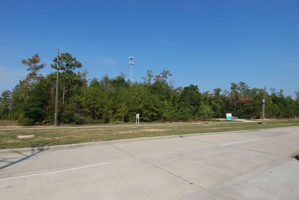 Photo of 0 W Lake Houston Parkway, Humble, TX 77346 (MLS # 10335835)