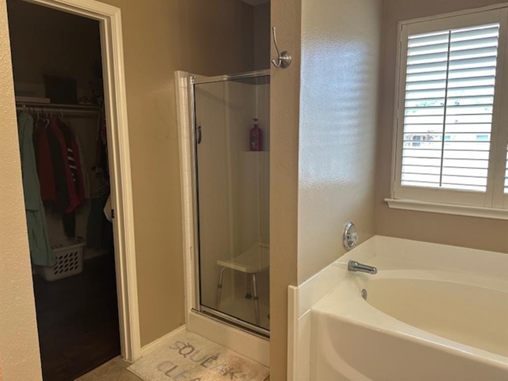 440 Maggie Circle, Flint, Texas image 14